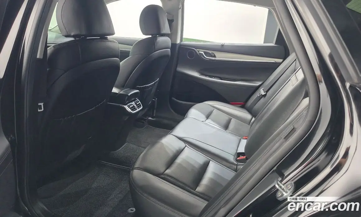 Hyundai Grandeur 2022 2.5 автомат (гидро), фото 17