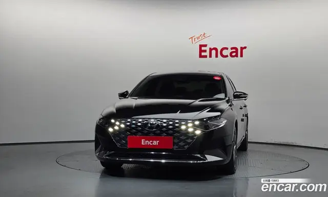 Hyundai Grandeur 2022 2.5 автомат (гидро), миниатюра 3