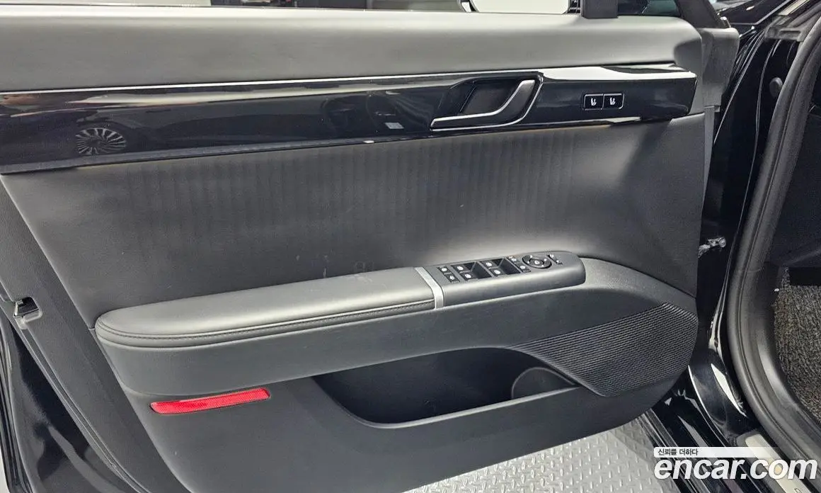 Hyundai Grandeur 2023 3.5 автомат (гидро), фото 14