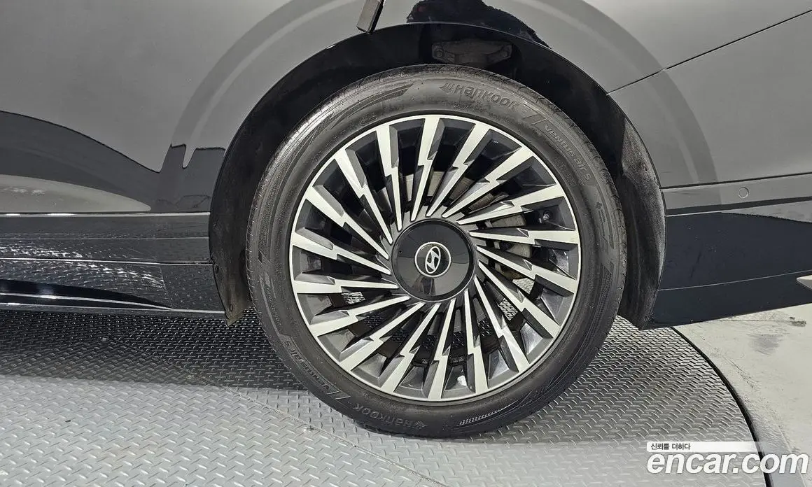 Hyundai Grandeur 2023 3.5 автомат (гидро), фото 7