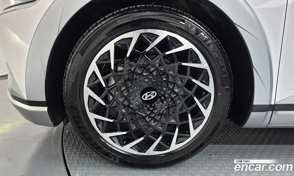 Hyundai Ioniq 5 2023 0.1 автомат (гидро), фото 5