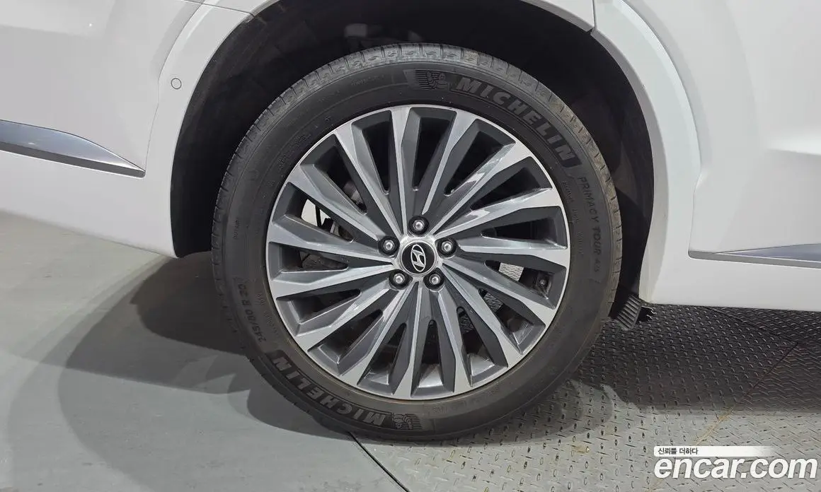 Hyundai Palisade 2023 3.8 автомат (гидро), фото 5