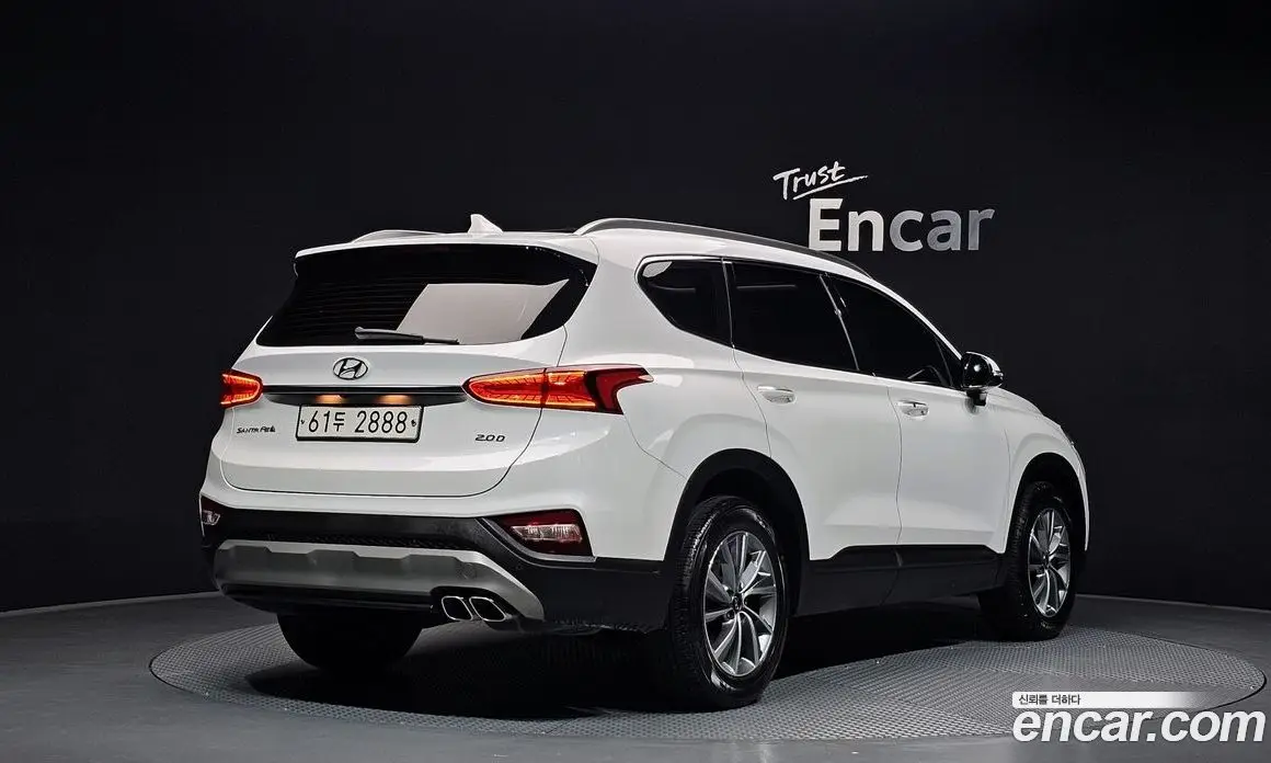 Hyundai Santa Fe 2018 2.0 автомат (гидро), фото 2 Hyundai Santa Fe 2018 2.0 автомат (гидро), фото 2