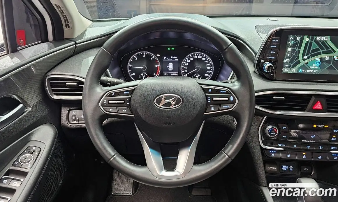 Hyundai Santa Fe 2018 2.0 автомат (гидро), фото 19 Hyundai Santa Fe 2018 2.0 автомат (гидро), фото 19
