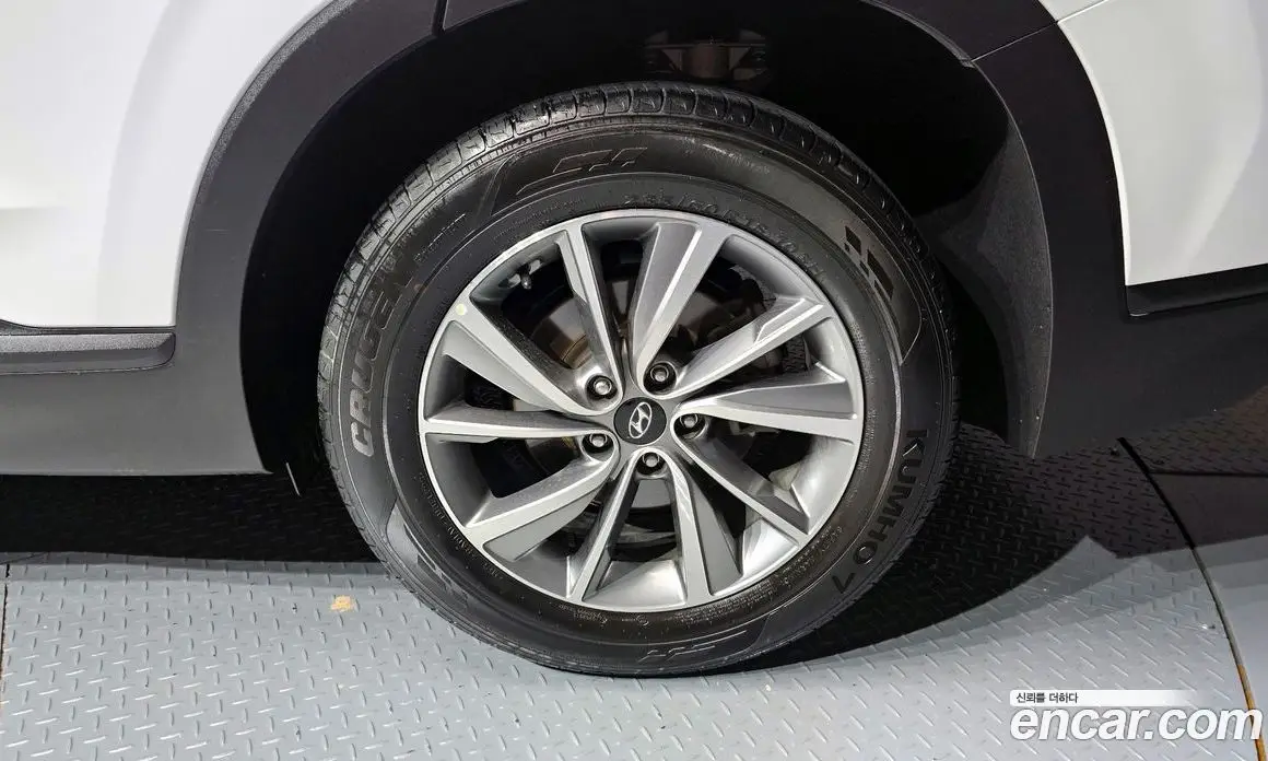 Hyundai Santa Fe 2018 2.0 автомат (гидро), фото 7 Hyundai Santa Fe 2018 2.0 автомат (гидро), фото 7
