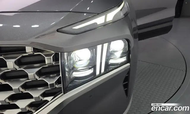 Hyundai Santa Fe 2022 2.2 автомат (гидро), миниатюра 8 Hyundai Santa Fe 2022 2.2 автомат (гидро), миниатюра 8