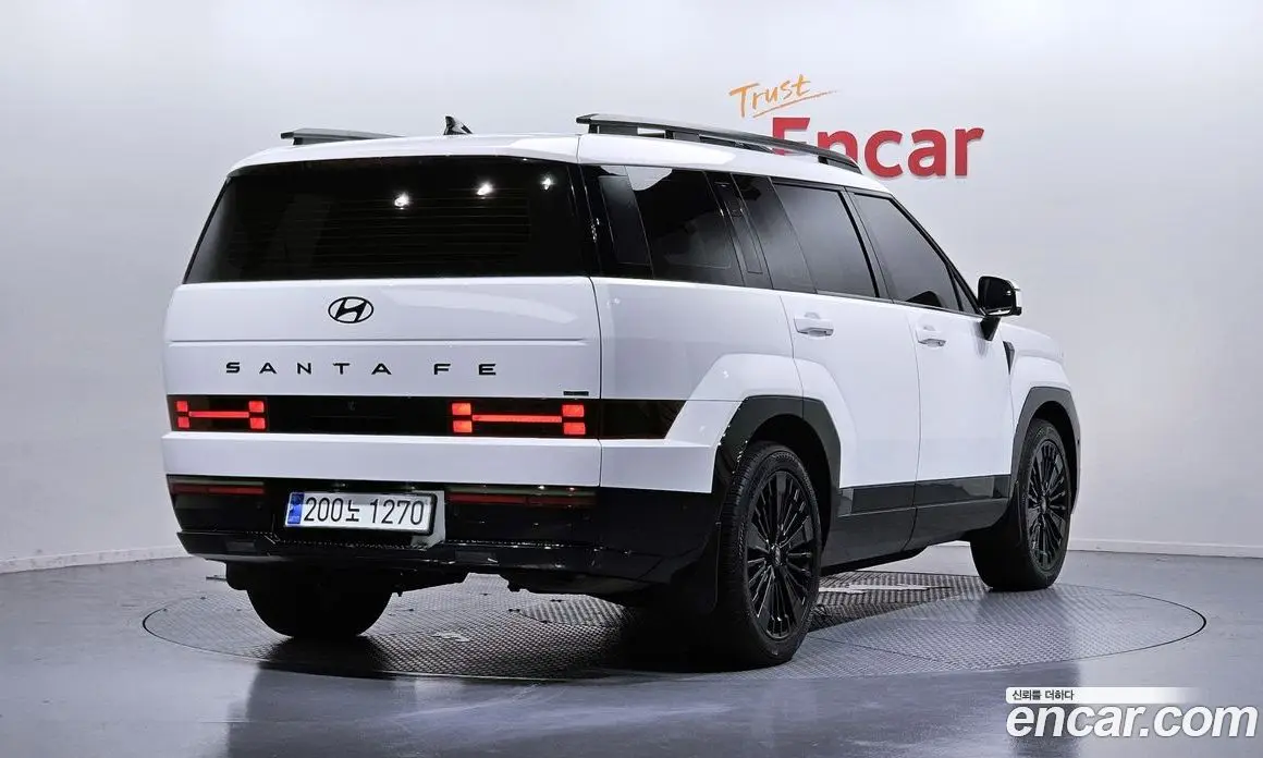 Hyundai Santa Fe 2023 1.6 автомат (гидро), фото 2 Hyundai Santa Fe 2023 1.6 автомат (гидро), фото 2