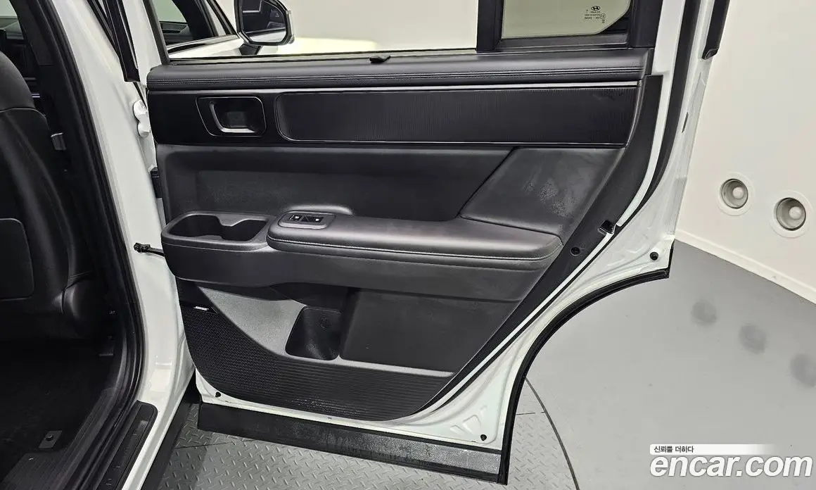 Hyundai Santa Fe 2023 1.6 автомат (гидро), фото 15 Hyundai Santa Fe 2023 1.6 автомат (гидро), фото 15