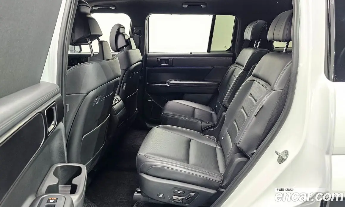 Hyundai Santa Fe 2023 1.6 автомат (гидро), фото 17 Hyundai Santa Fe 2023 1.6 автомат (гидро), фото 17