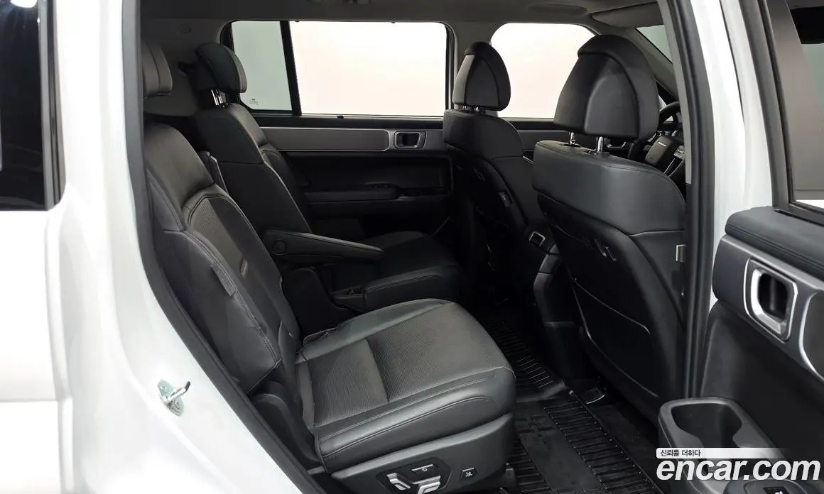 Hyundai Santa Fe 2024 1.6 автомат (гидро), фото 17