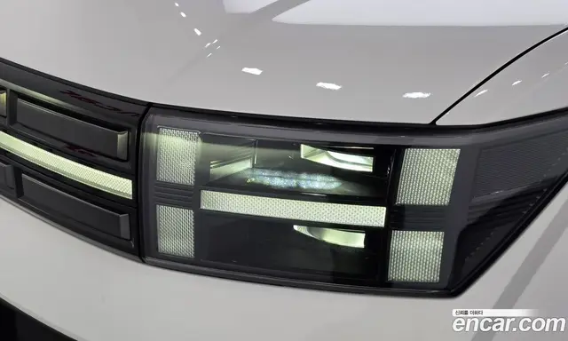 Hyundai Santa Fe 2024 1.6 автомат (гидро), миниатюра 8