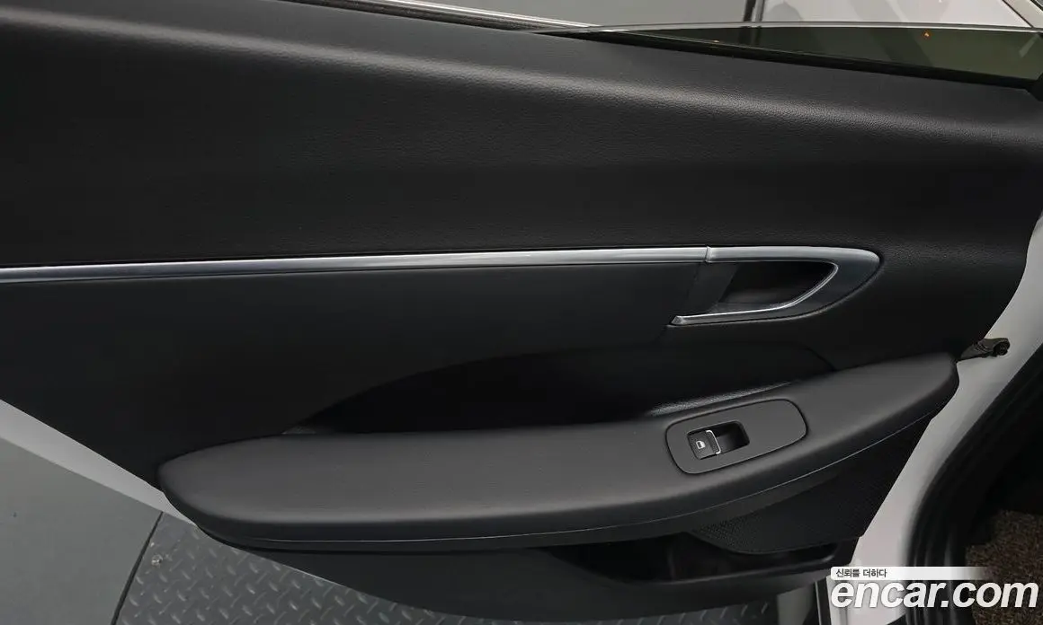Hyundai Sonata 2019 2.0 автомат (гидро), фото 13