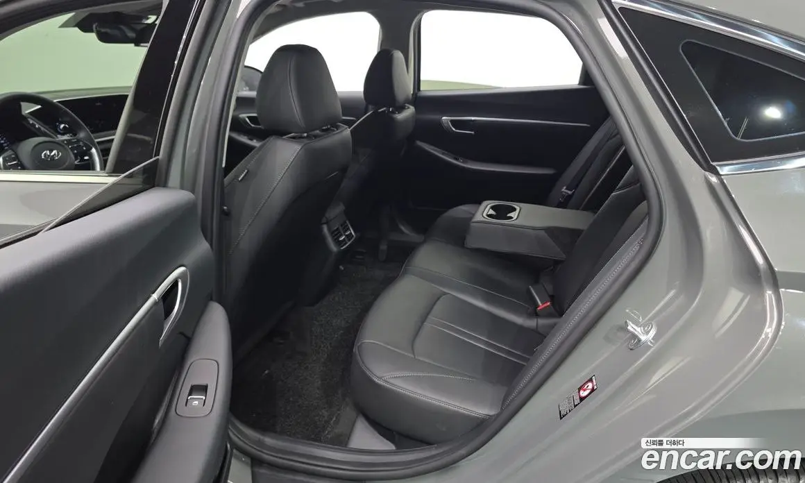 Hyundai Sonata 2022 1.6 автомат (гидро), фото 16