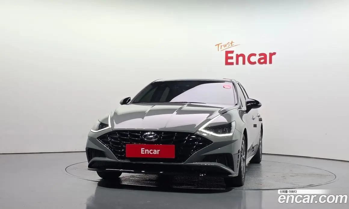 Hyundai Sonata 2022 1.6 автомат (гидро), фото 3