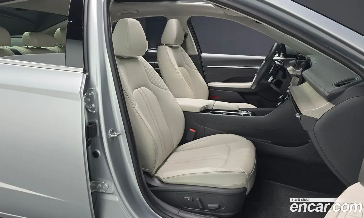 Hyundai Sonata 2023 2.0 автомат (гидро), фото 15 Hyundai Sonata 2023 2.0 автомат (гидро), фото 15
