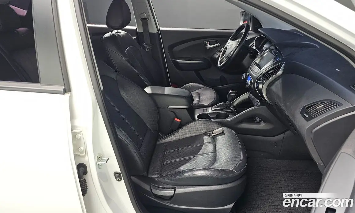 Hyundai Tucson 2013 2.0 автомат (гидро), фото 15
