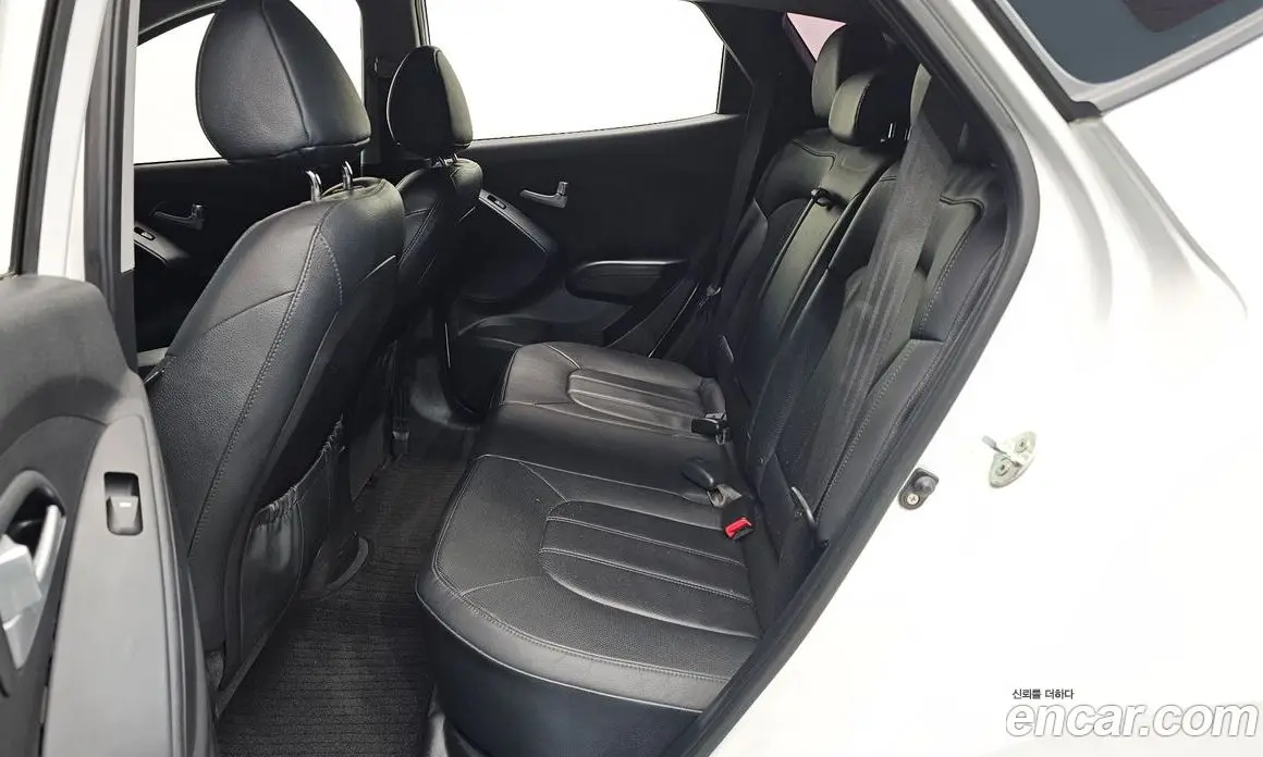 Hyundai Tucson 2013 2.0 автомат (гидро), фото 17