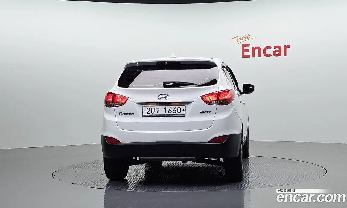 Hyundai Tucson 2013 2.0 автомат (гидро), фото 3