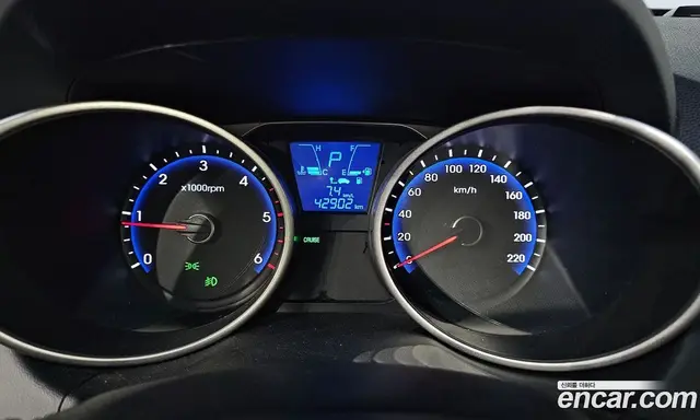 Hyundai Tucson 2013 2.0 автомат (гидро), миниатюра 10