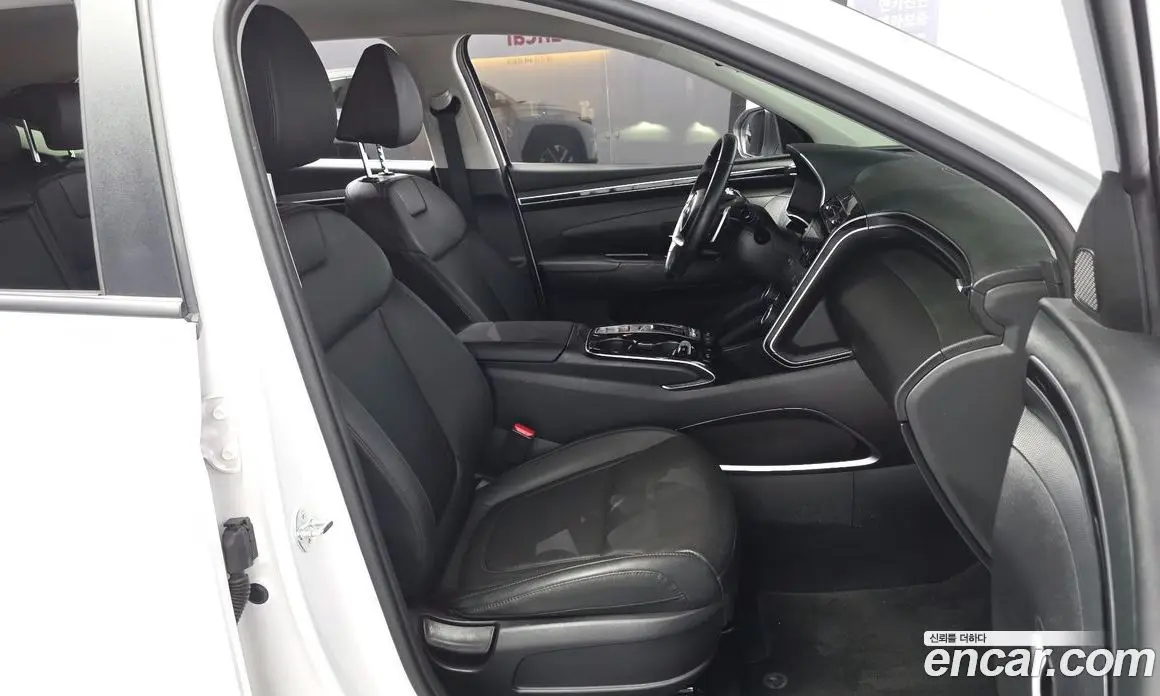 Hyundai Tucson 2023 2.0 автомат (гидро), фото 17