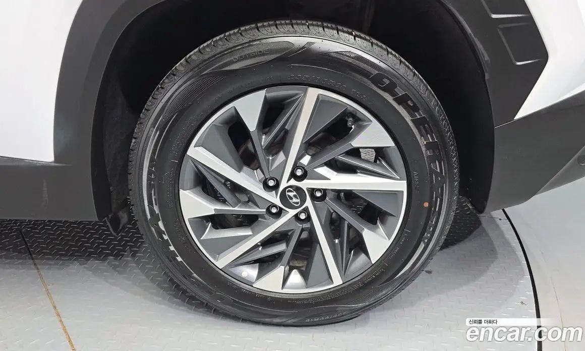 Hyundai Tucson 2023 2.0 автомат (гидро), фото 5