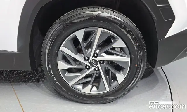 Hyundai Tucson 2023 2.0 автомат (гидро), миниатюра 5