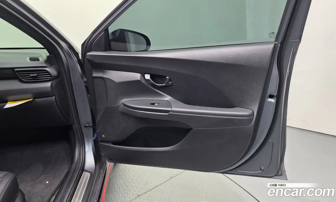 Hyundai Veloster 2019 2.0 механика, фото 15 Hyundai Veloster 2019 2.0 механика, фото 15