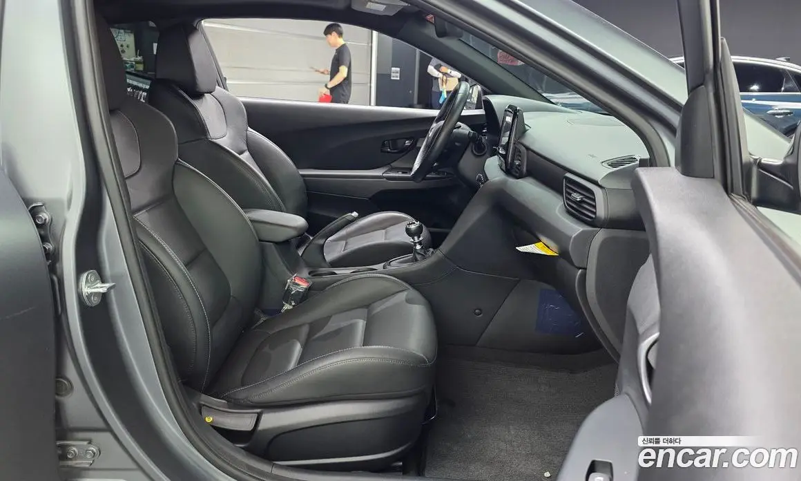Hyundai Veloster 2019 2.0 механика, фото 16 Hyundai Veloster 2019 2.0 механика, фото 16