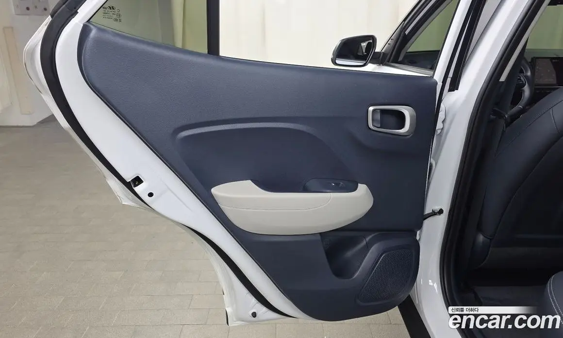 Hyundai Venue 2021 1.6 автомат (гидро), фото 15 Hyundai Venue 2021 1.6 автомат (гидро), фото 15