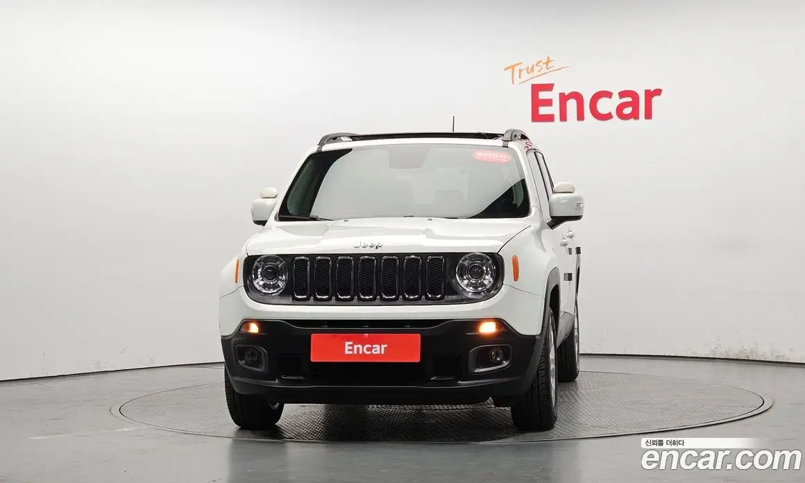 Jeep Renegade 2016 2.0 автомат (гидро), фото 2 Jeep Renegade 2016 2.0 автомат (гидро), фото 2