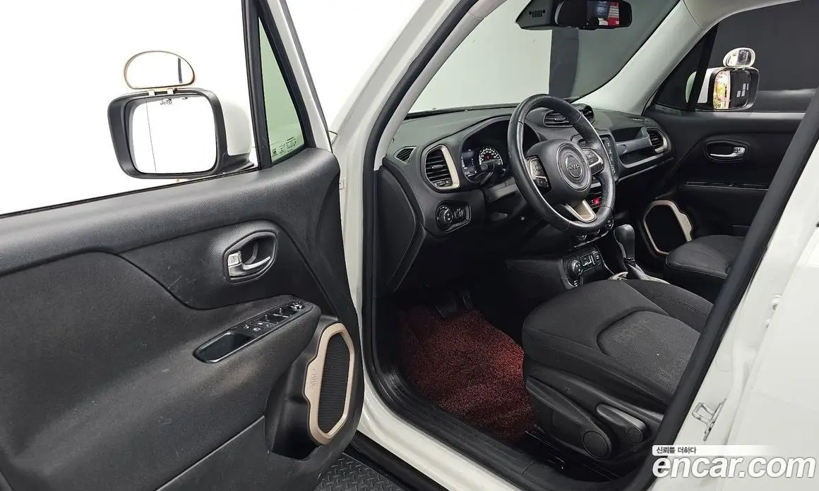 Jeep Renegade 2016 2.0 автомат (гидро), фото 16 Jeep Renegade 2016 2.0 автомат (гидро), фото 16