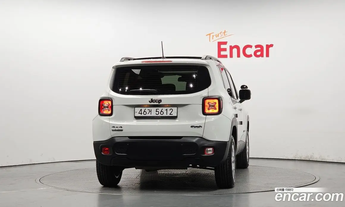Jeep Renegade 2016 2.0 автомат (гидро), фото 3 Jeep Renegade 2016 2.0 автомат (гидро), фото 3