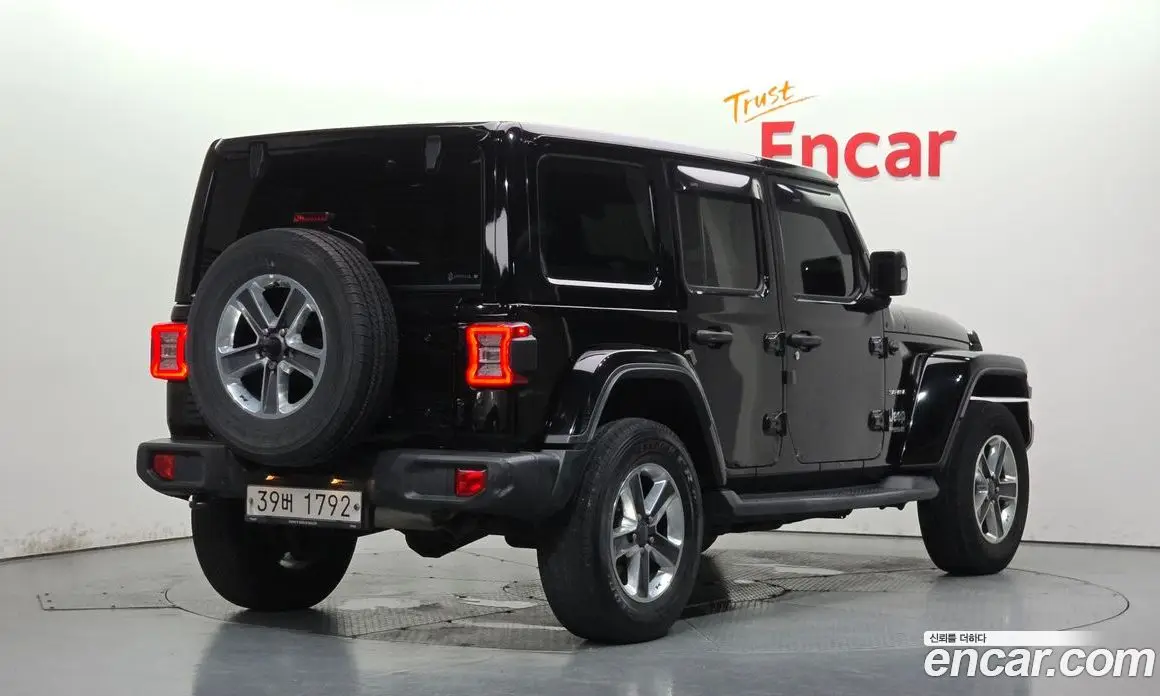 Jeep Wrangler 2018 2.0 автомат (гидро), фото 2 Jeep Wrangler 2018 2.0 автомат (гидро), фото 2
