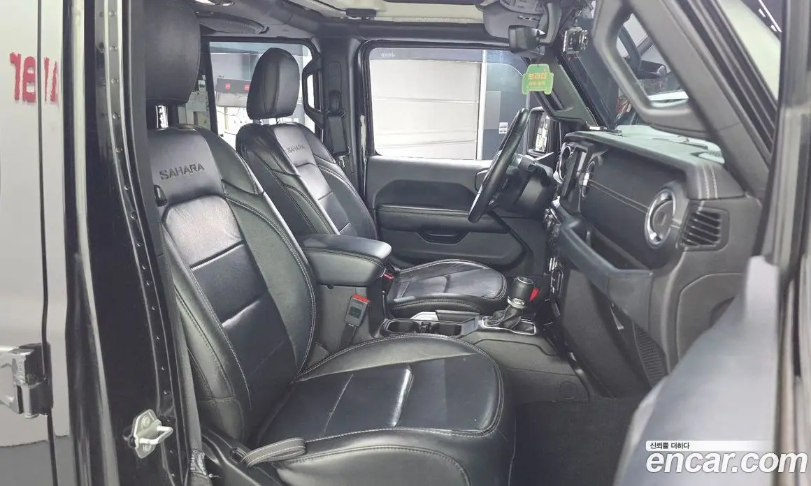 Jeep Wrangler 2018 2.0 автомат (гидро), фото 17 Jeep Wrangler 2018 2.0 автомат (гидро), фото 17