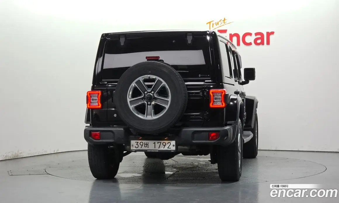 Jeep Wrangler 2018 2.0 автомат (гидро), фото 4 Jeep Wrangler 2018 2.0 автомат (гидро), фото 4
