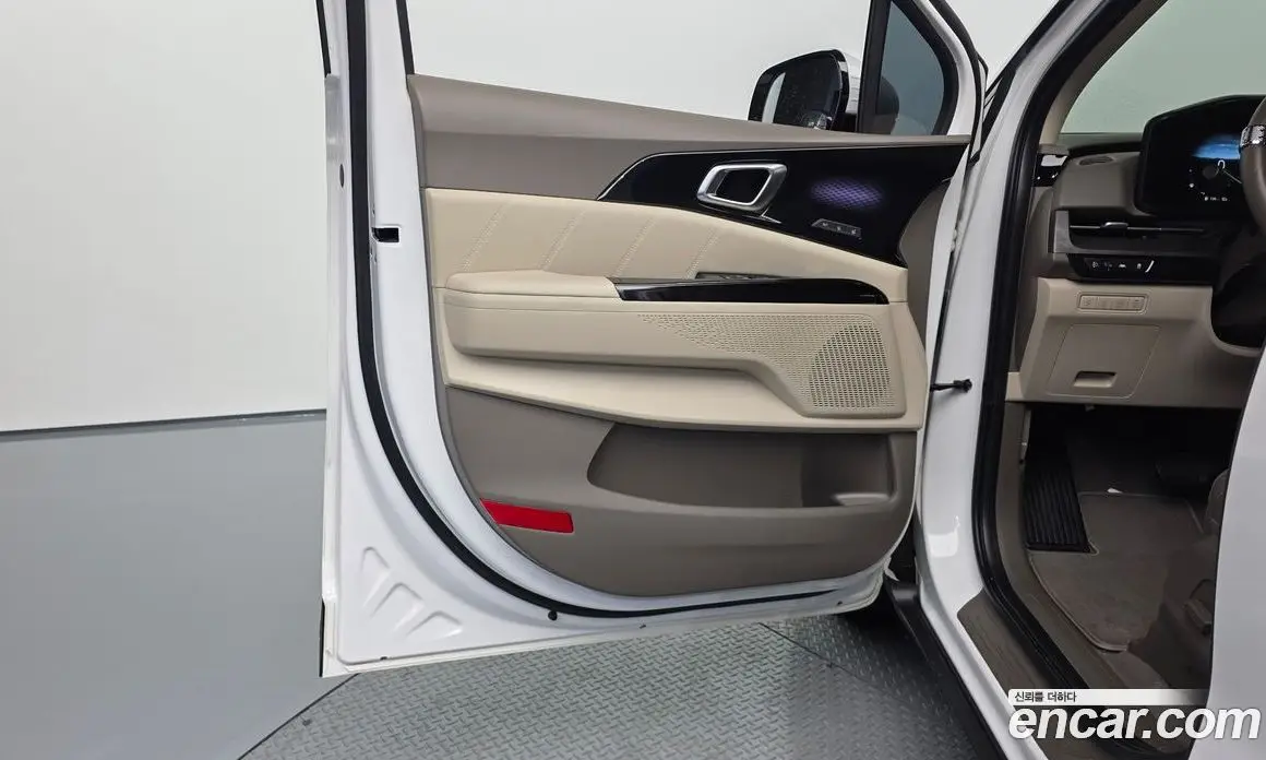 Kia Carnival 2023 2.2 автомат (гидро), фото 14