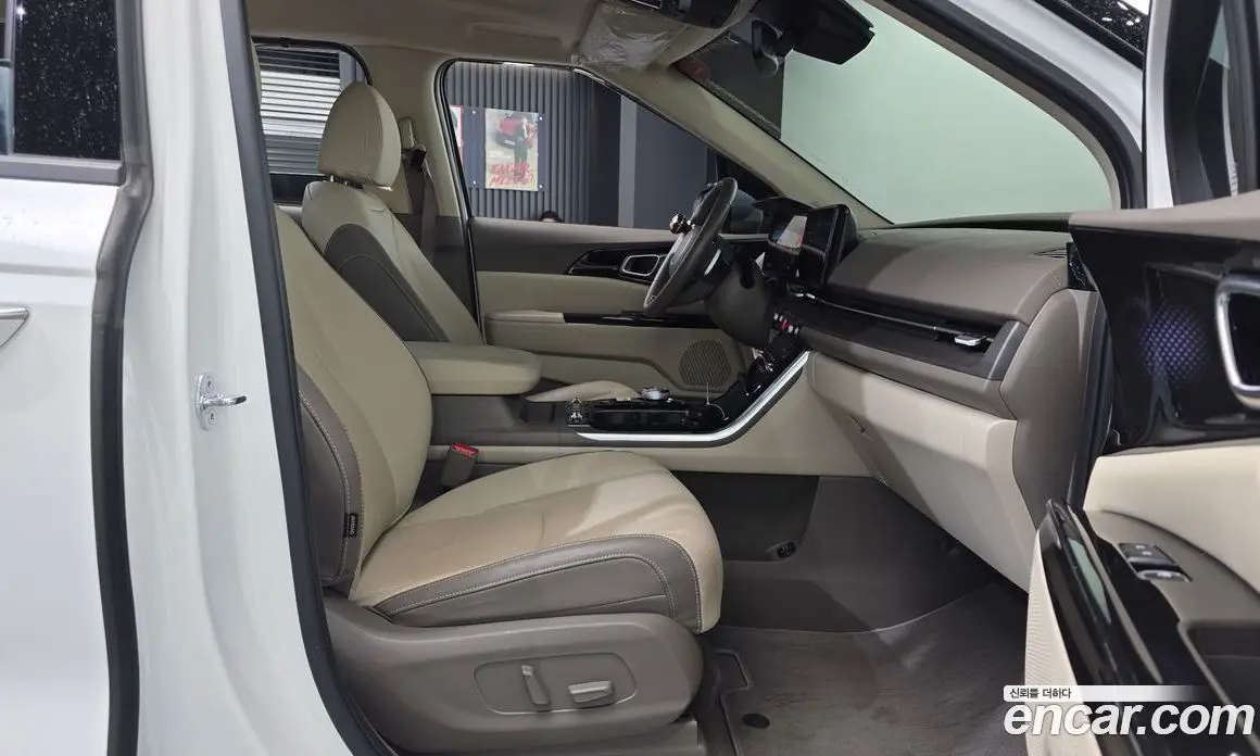 Kia Carnival 2023 2.2 автомат (гидро), фото 17