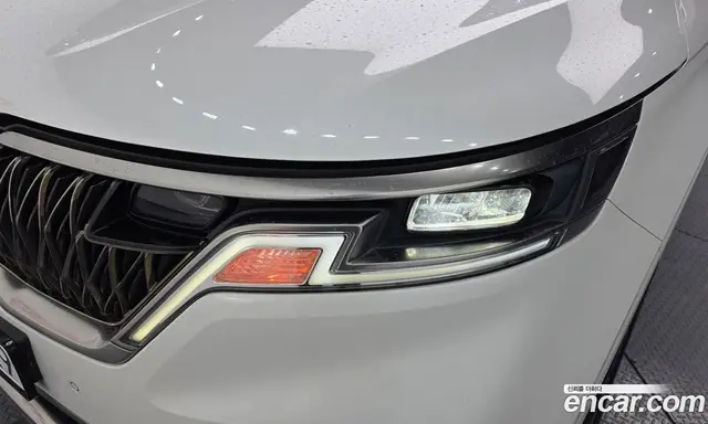 Kia Carnival 2023 2.2 автомат (гидро), миниатюра 8