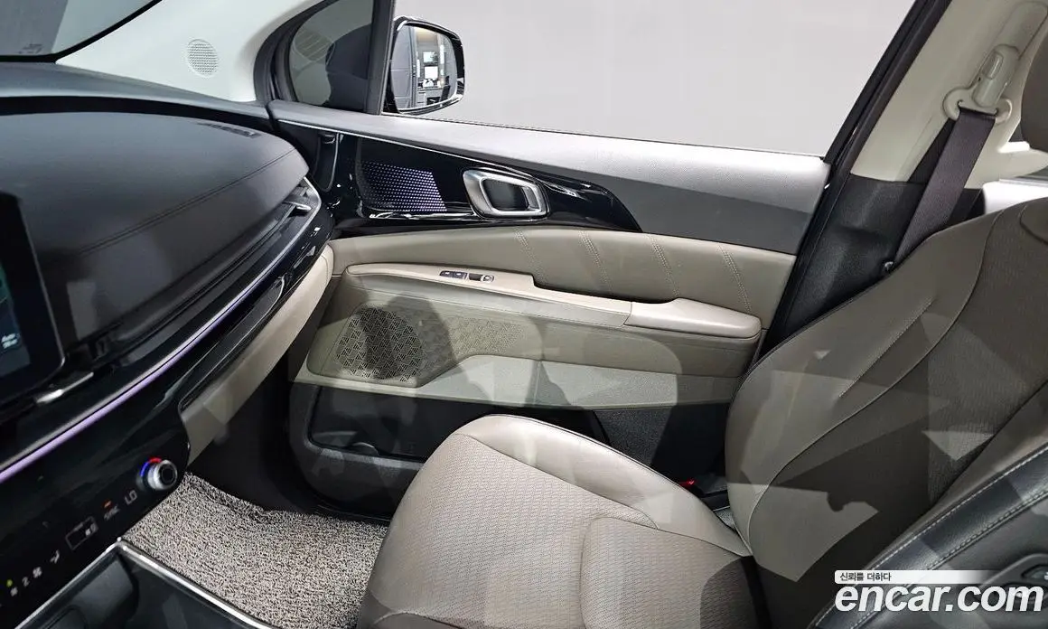 Kia Carnival 2024 2.2 автомат (гидро), фото 15