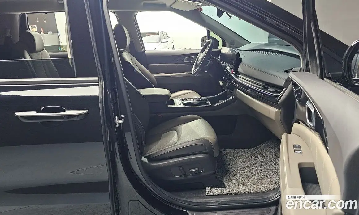 Kia Carnival 2024 2.2 автомат (гидро), фото 16