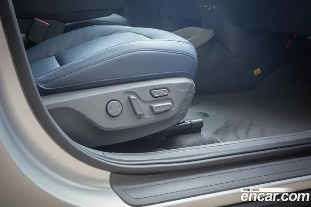 Kia EV3 2024 автомат (гидро), миниатюра 8 Kia EV3 2024 автомат (гидро), миниатюра 8