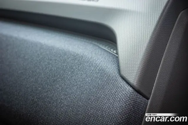 Kia EV3 2024 автомат (гидро), миниатюра 10 Kia EV3 2024 автомат (гидро), миниатюра 10