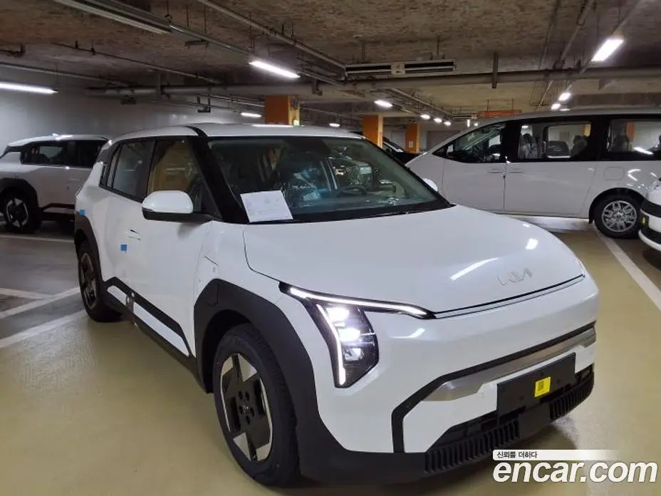 Kia EV3 2026 автомат (гидро), фото 4 Kia EV3 2026 автомат (гидро), фото 4