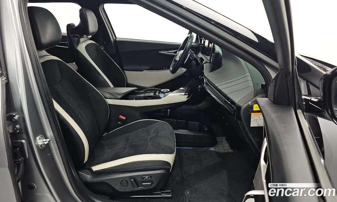 Kia EV6 2021 0.1 автомат (гидро), фото 16 Kia EV6 2021 0.1 автомат (гидро), фото 16