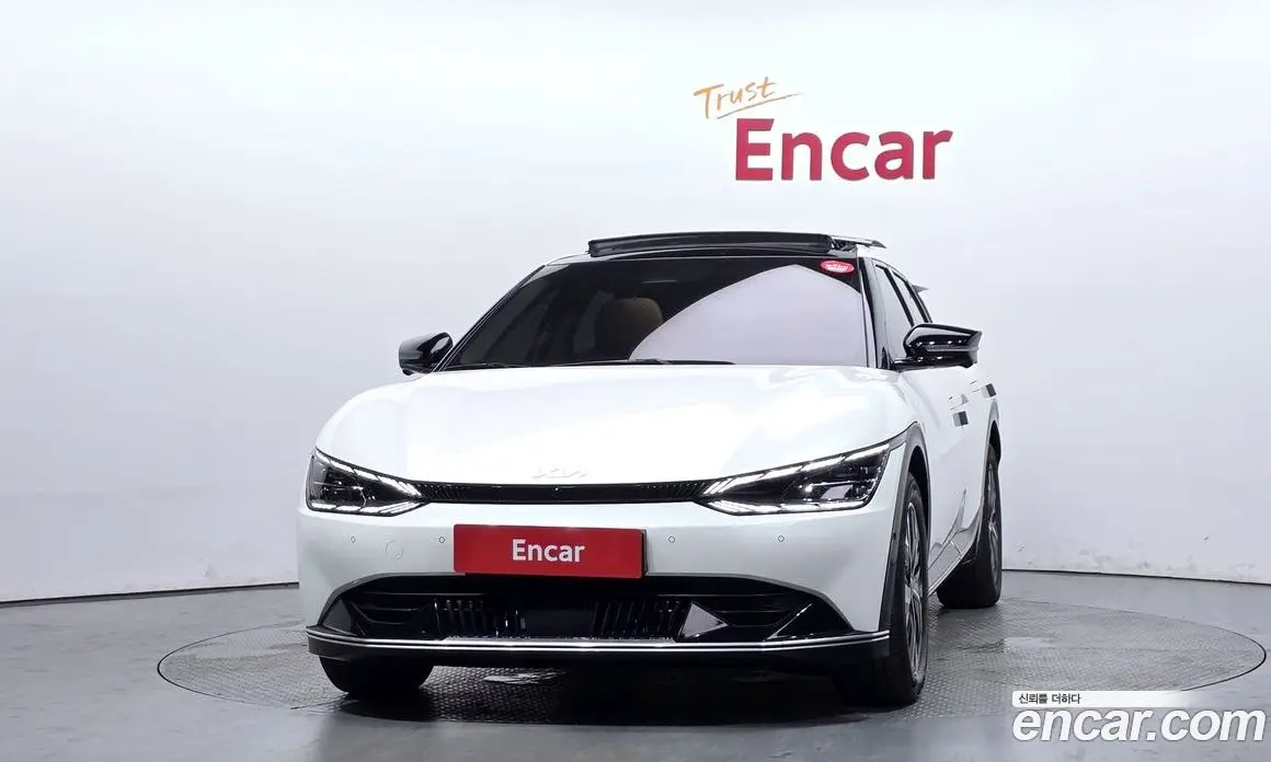 Kia EV6 2023 0.1 автомат (гидро), фото 3 Kia EV6 2023 0.1 автомат (гидро), фото 3