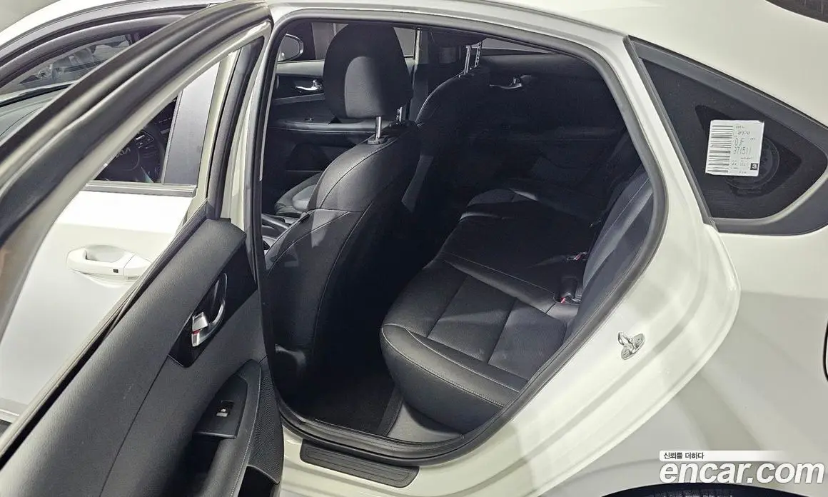 Kia K3 2024 1.6 автомат (гидро), фото 17 Kia K3 2024 1.6 автомат (гидро), фото 17