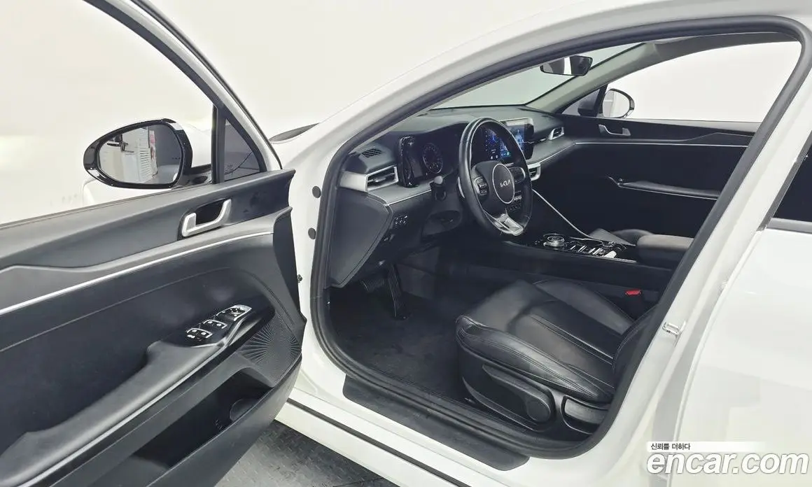Kia K5 (Optima) 2023 2.0 автомат (гидро), фото 13 Kia K5 (Optima) 2023 2.0 автомат (гидро), фото 13