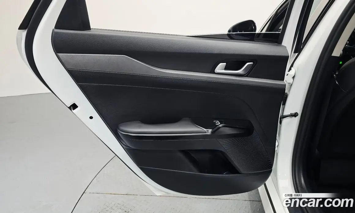 Kia K5 (Optima) 2023 2.0 автомат (гидро), фото 15 Kia K5 (Optima) 2023 2.0 автомат (гидро), фото 15