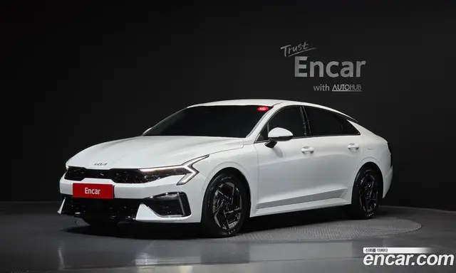 Kia K5 (Optima), 2025, 12 328 км