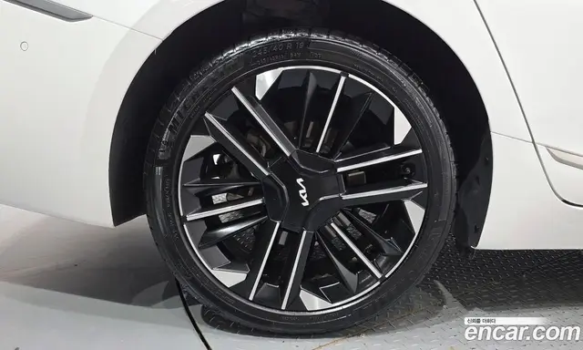 Kia K8 2025 1.6 автомат (гидро), миниатюра 5